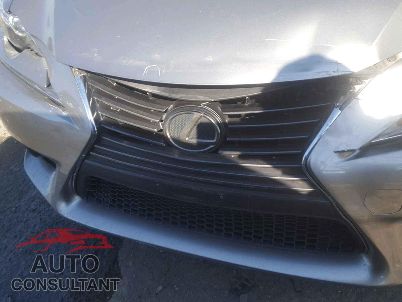 LEXUS IS 250 2015 - JTHBF1D25F5074128
