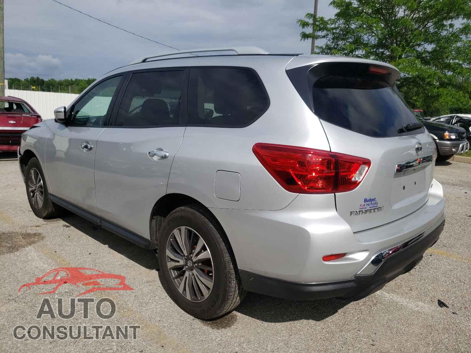 NISSAN PATHFINDER 2017 - 5N1DR2MM3HC698559
