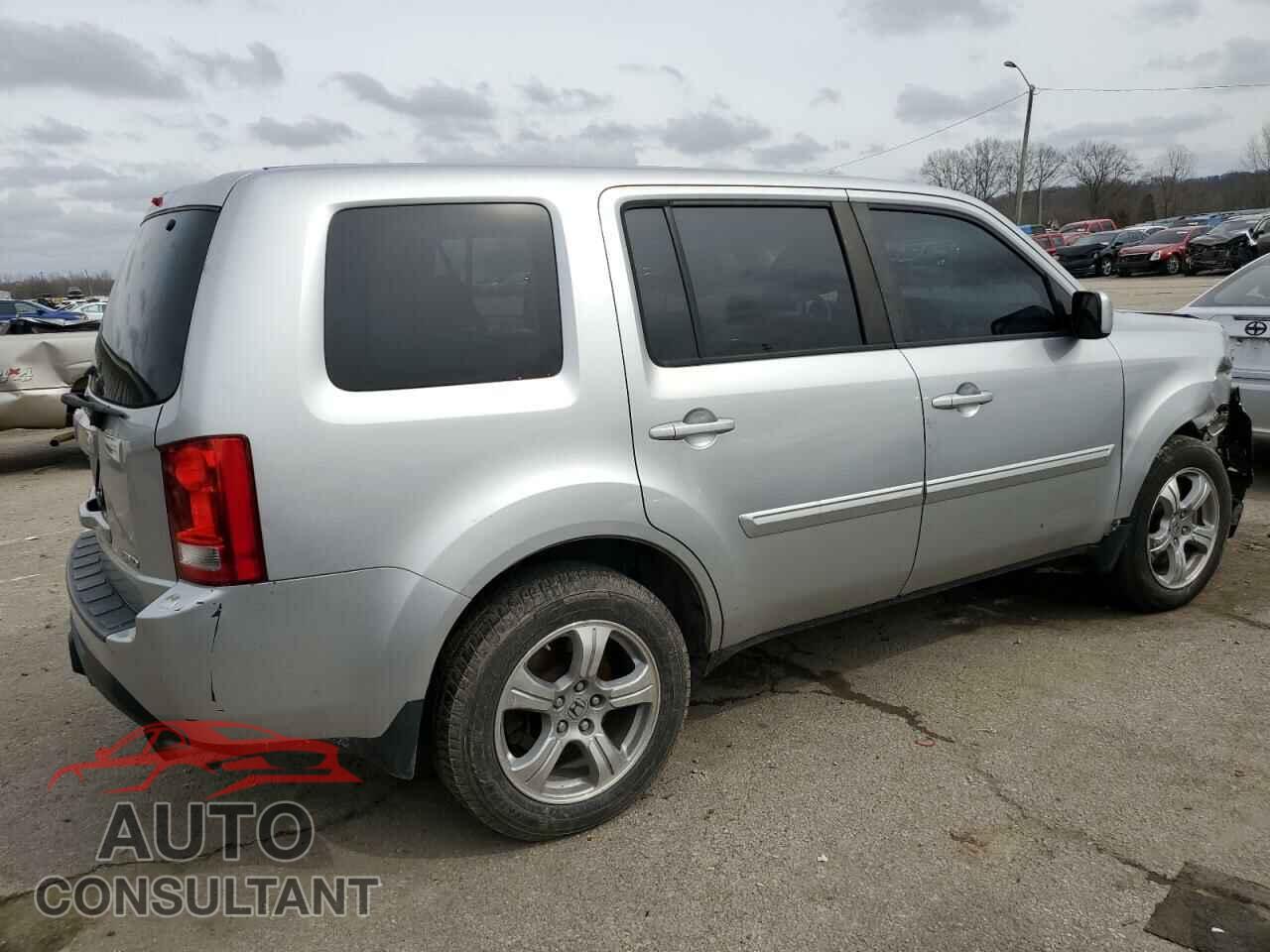 HONDA PILOT 2013 - 5FNYF4H68DB084335