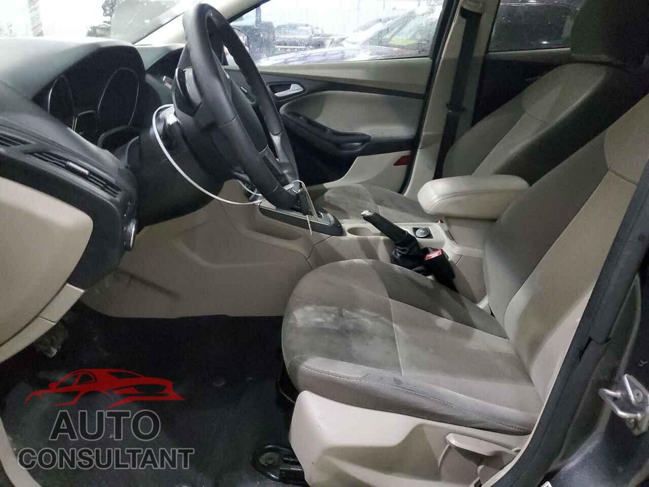 FORD FOCUS 2014 - 1FADP3F2XEL380953