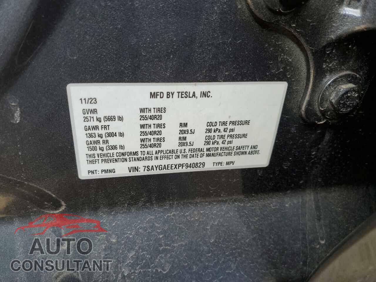 TESLA MODEL Y 2023 - 7SAYGAEEXPF940829