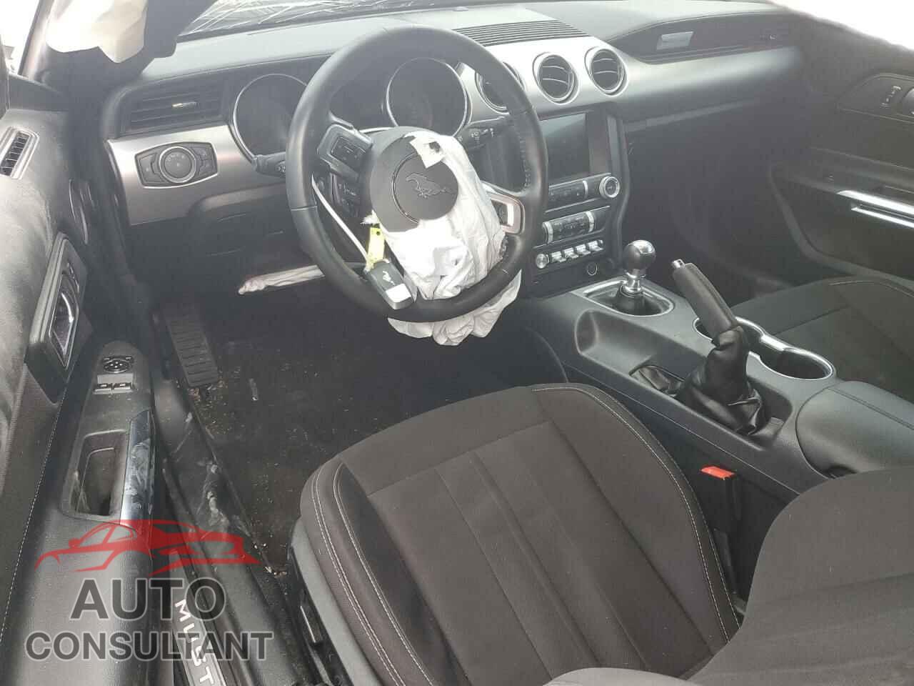 FORD MUSTANG 2023 - 1FA6P8CF4P5300406