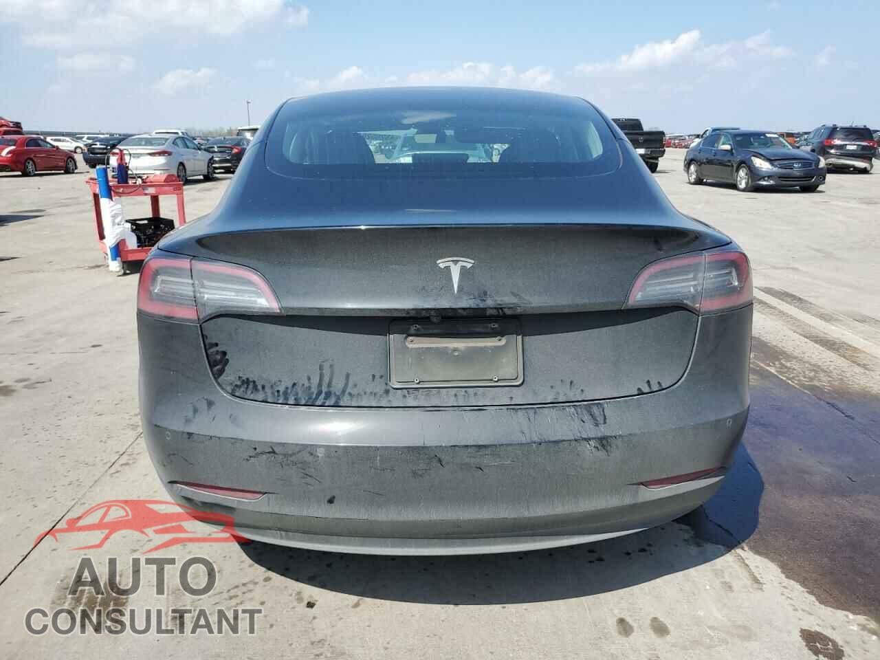 TESLA MODEL 3 2019 - 5YJ3E1EA1KF310992