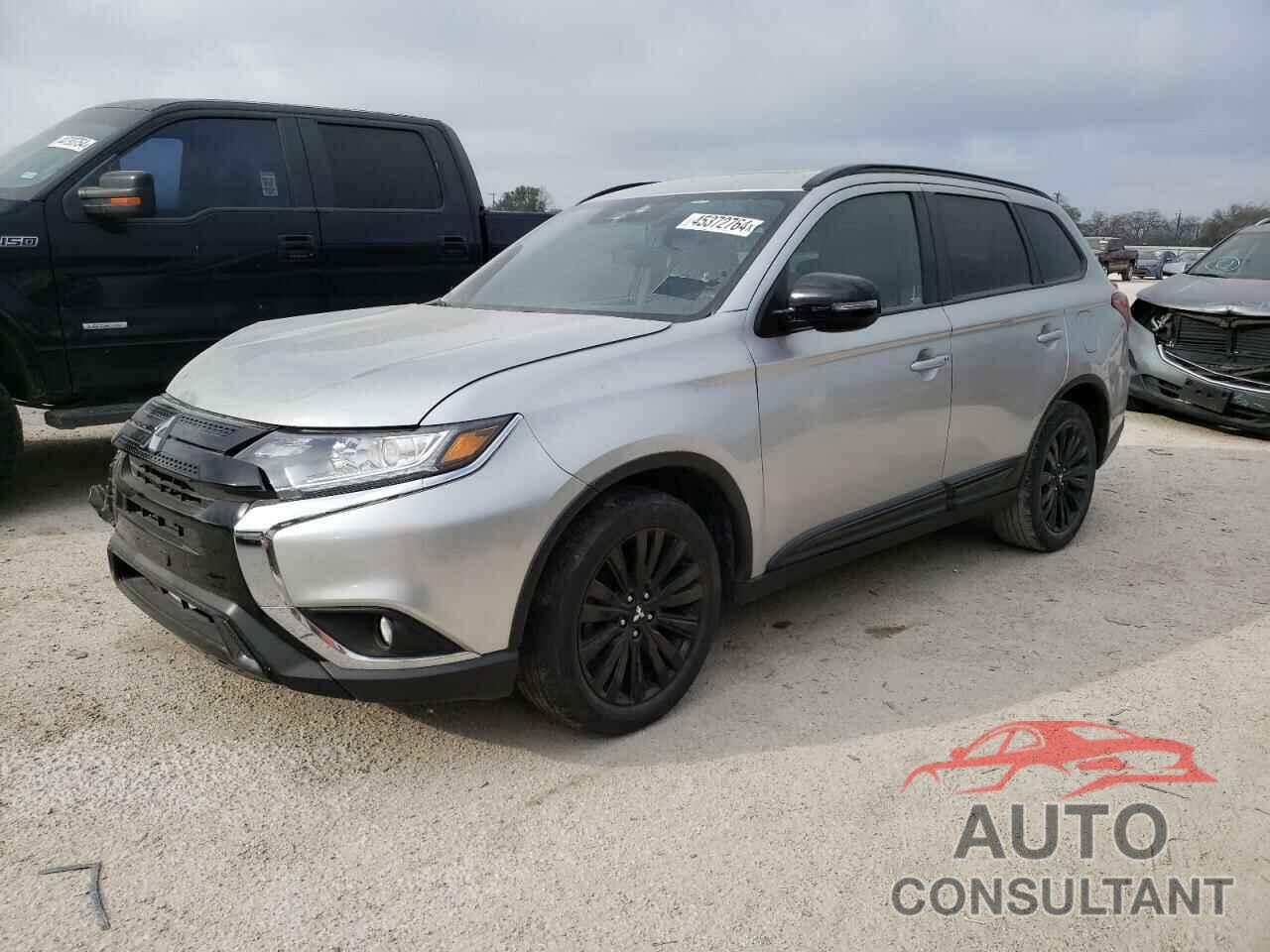 MITSUBISHI OUTLANDER 2020 - JA4AD3A30LJ001127