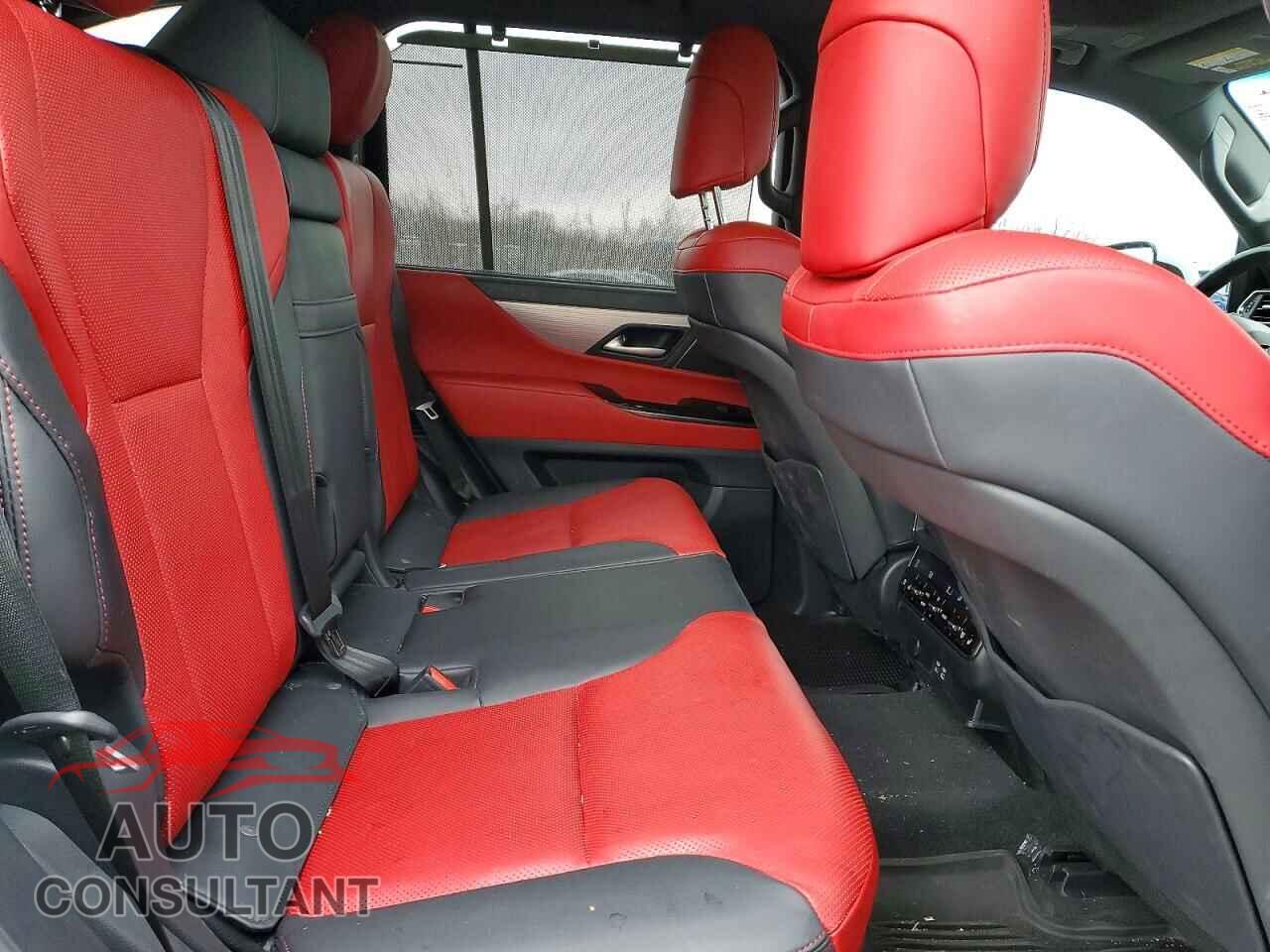 LEXUS UNKNOWN 2024 - JTJMB7CX3R4041349