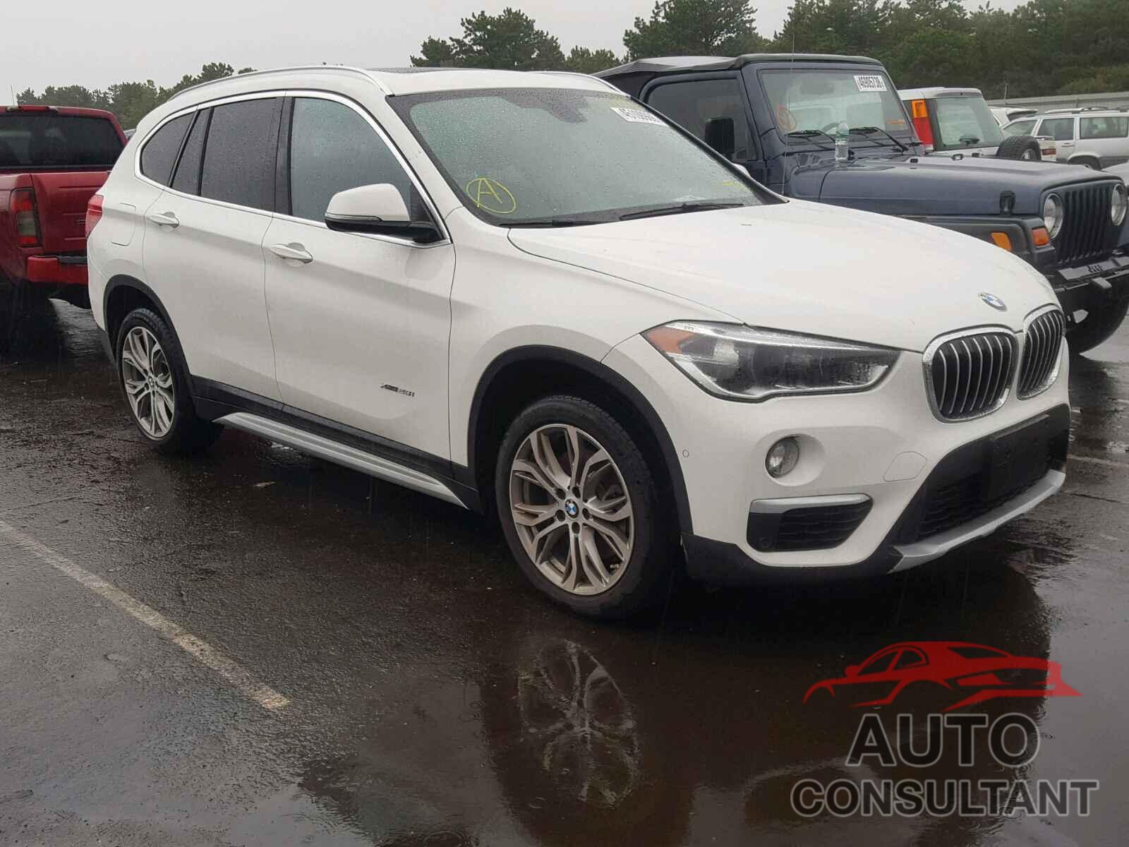 BMW X1 XDRIVE28I 2017 - WBXHT3Z32H4A52300