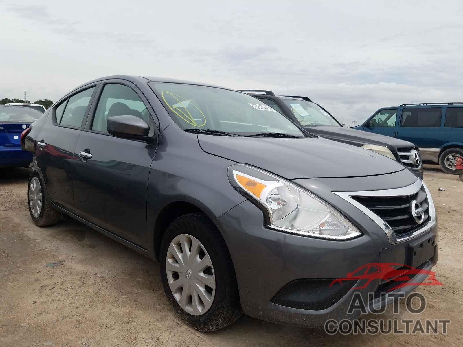 NISSAN VERSA 2019 - 3N1CN7AP6KL864305