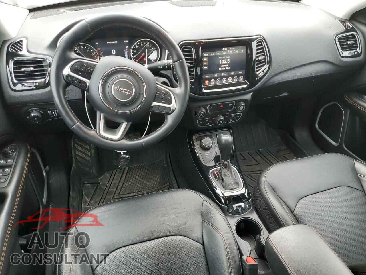 JEEP COMPASS 2020 - 3C4NJDCB6LT203988