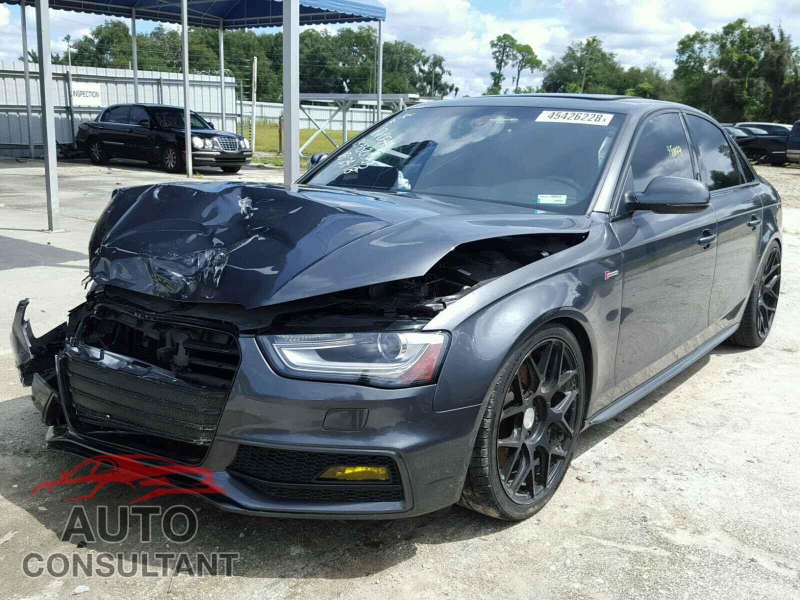AUDI S4/RS4 2015 - WAUDGAFL4FA096607