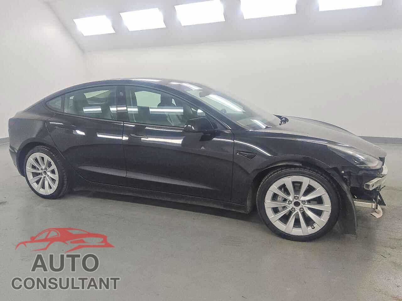 TESLA MODEL 3 2022 - 5YJ3E1EA8NF304529