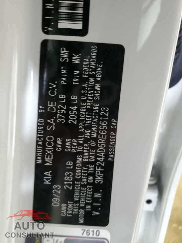 KIA FORTE 2024 - 3KPF24AD6RE696123