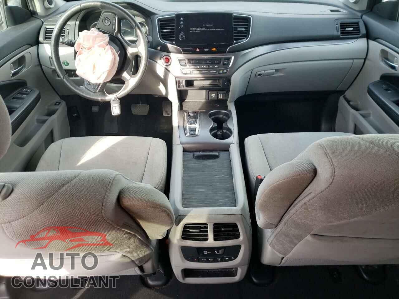 HONDA PILOT 2021 - 5FNYF5H32MB034560