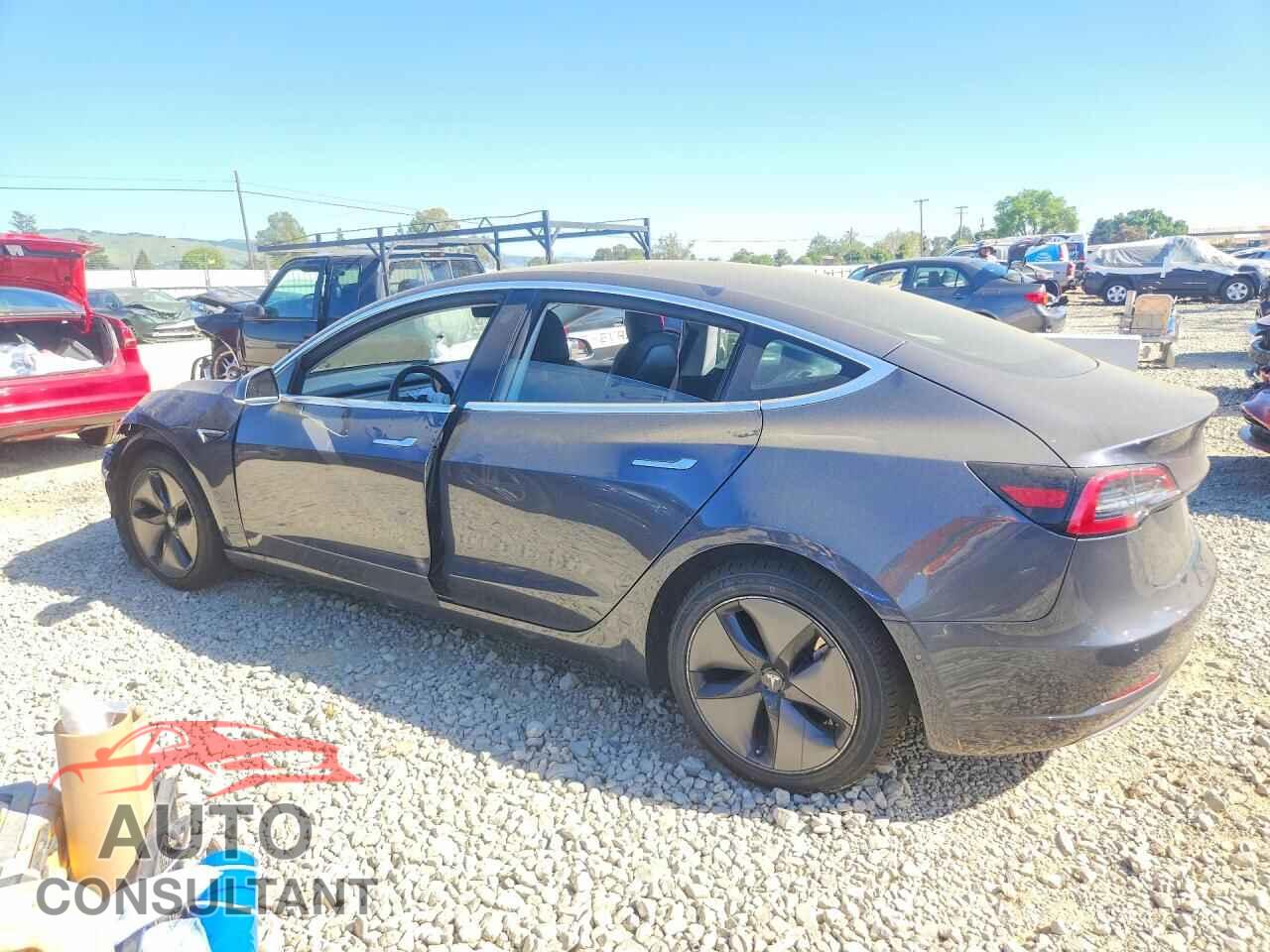 TESLA MODEL 3 2018 - 5YJ3E1EA8JF157798