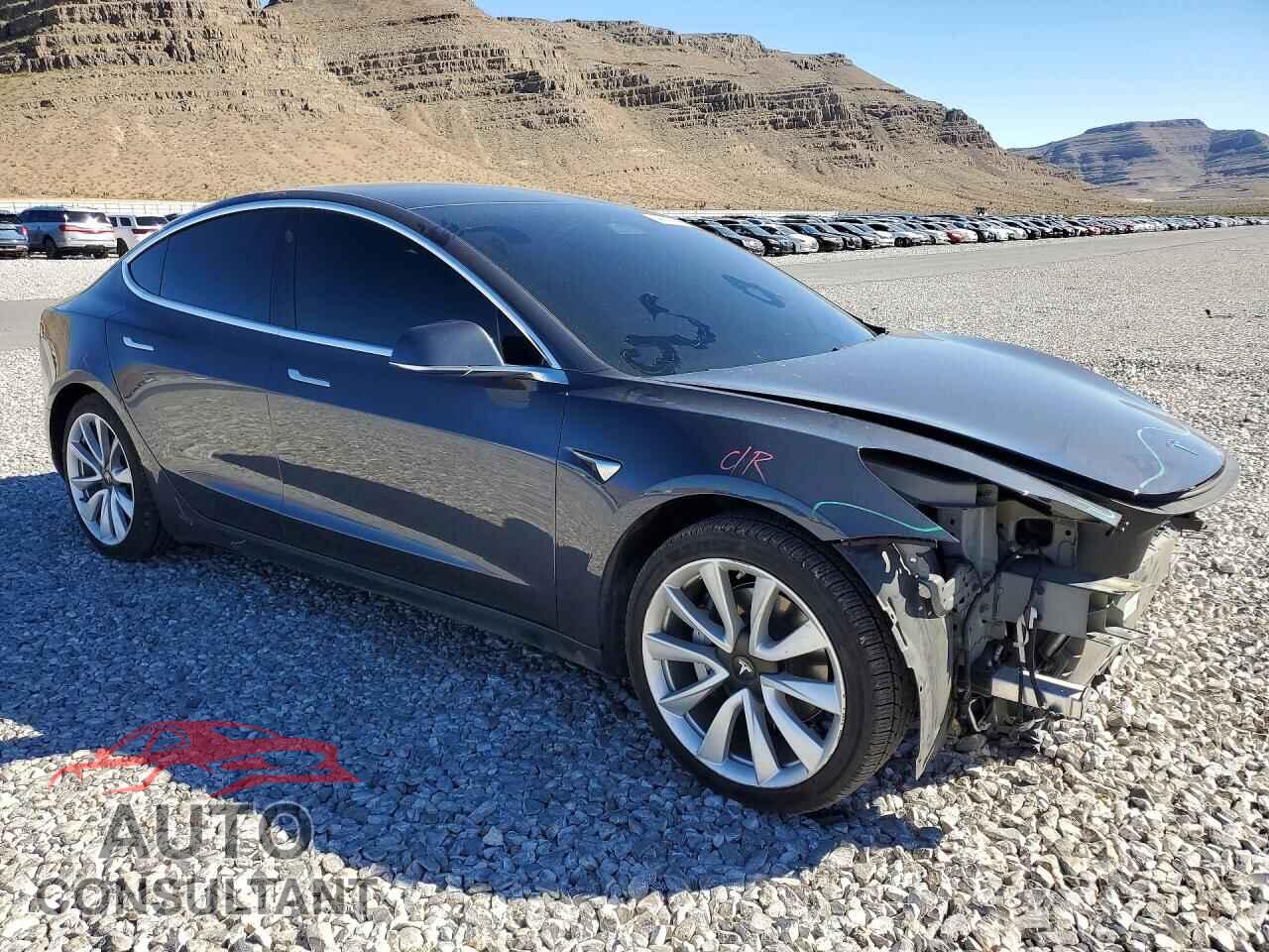 TESLA MODEL 3 2020 - 5YJ3E1EA0LF806156