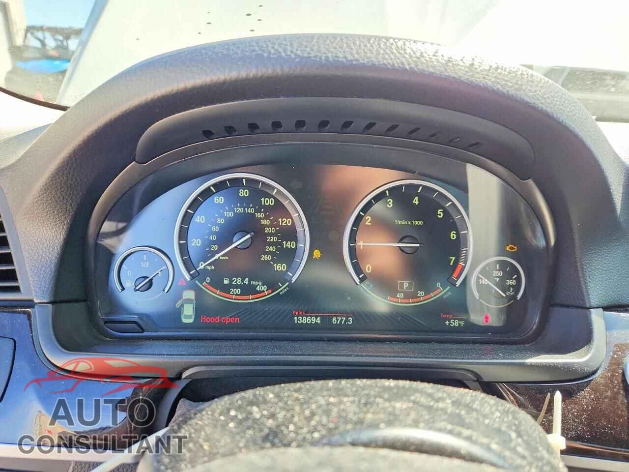 BMW 5 SERIES 2015 - WBA5B3C50FD543257