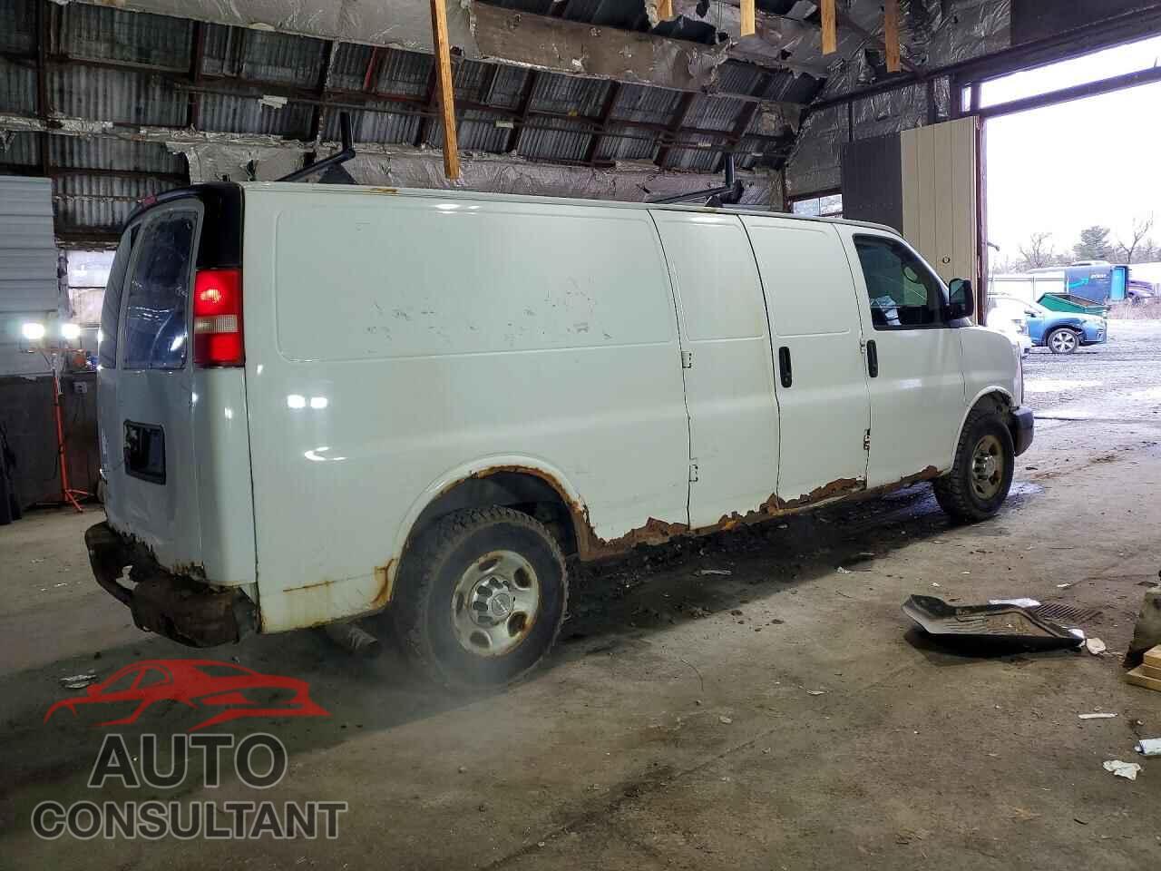 CHEVROLET EXPRESS 2013 - 1GCWGGFA2D1109073