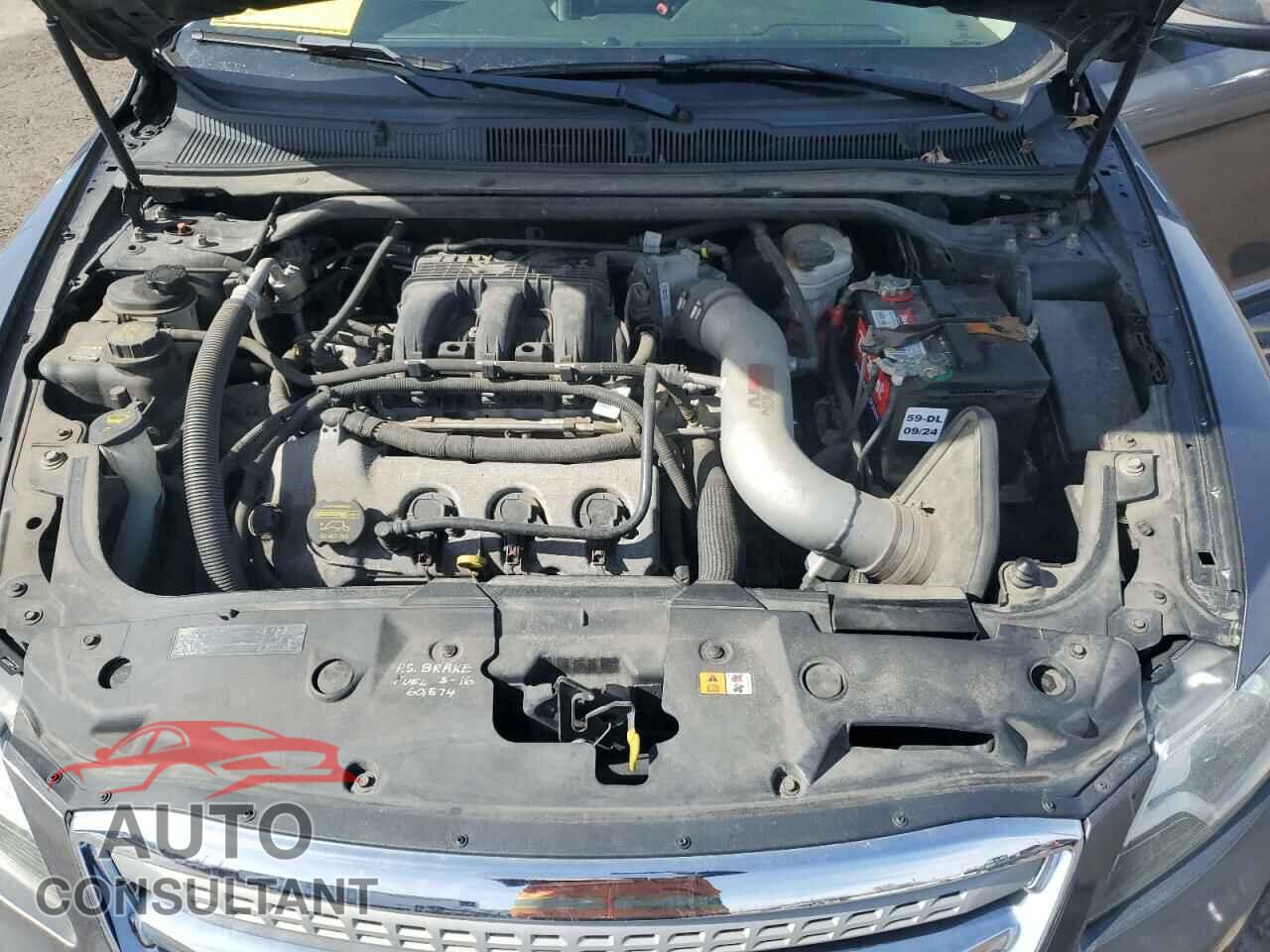 FORD TAURUS 2011 - 1FAHP2FW5BG188777