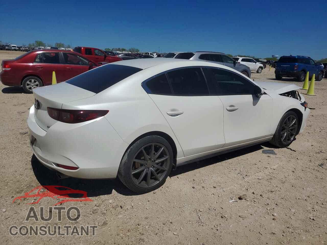 MAZDA 3 2022 - 3MZBPABLXNM313057