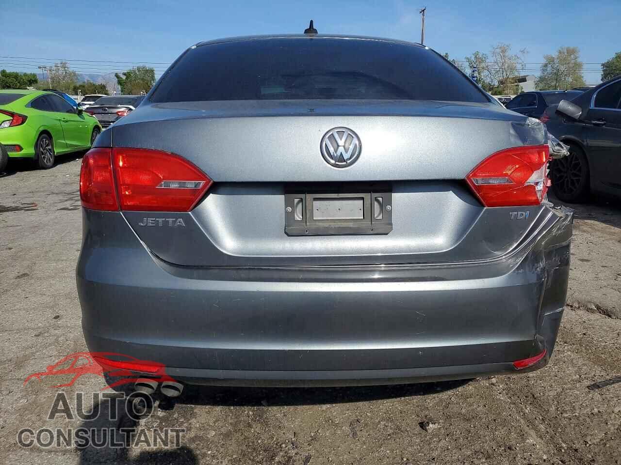 VOLKSWAGEN JETTA 2014 - 3VWLL7AJ4EM290247