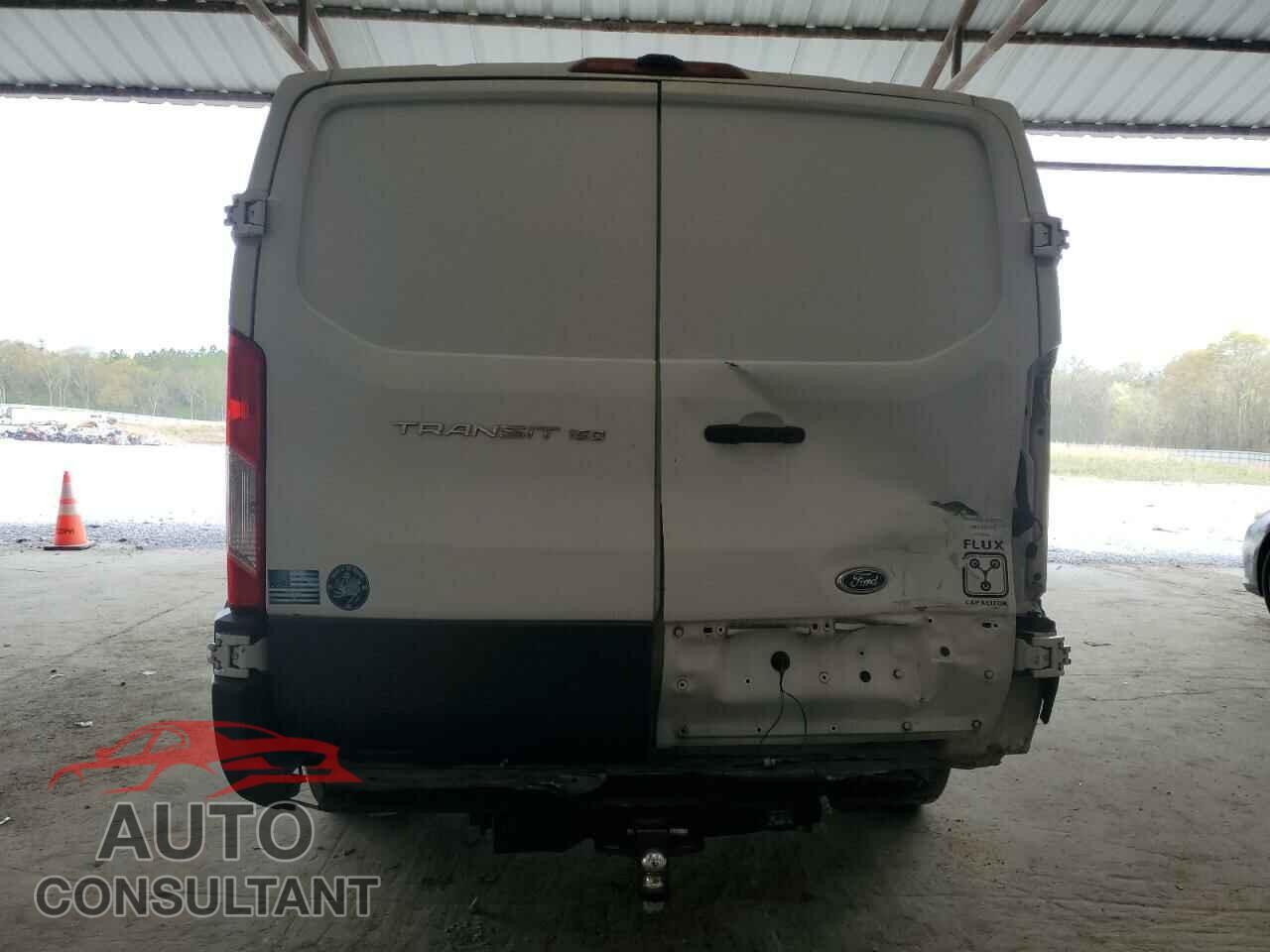 FORD TRANSIT 2015 - 1FTNE1ZM8FKB31645