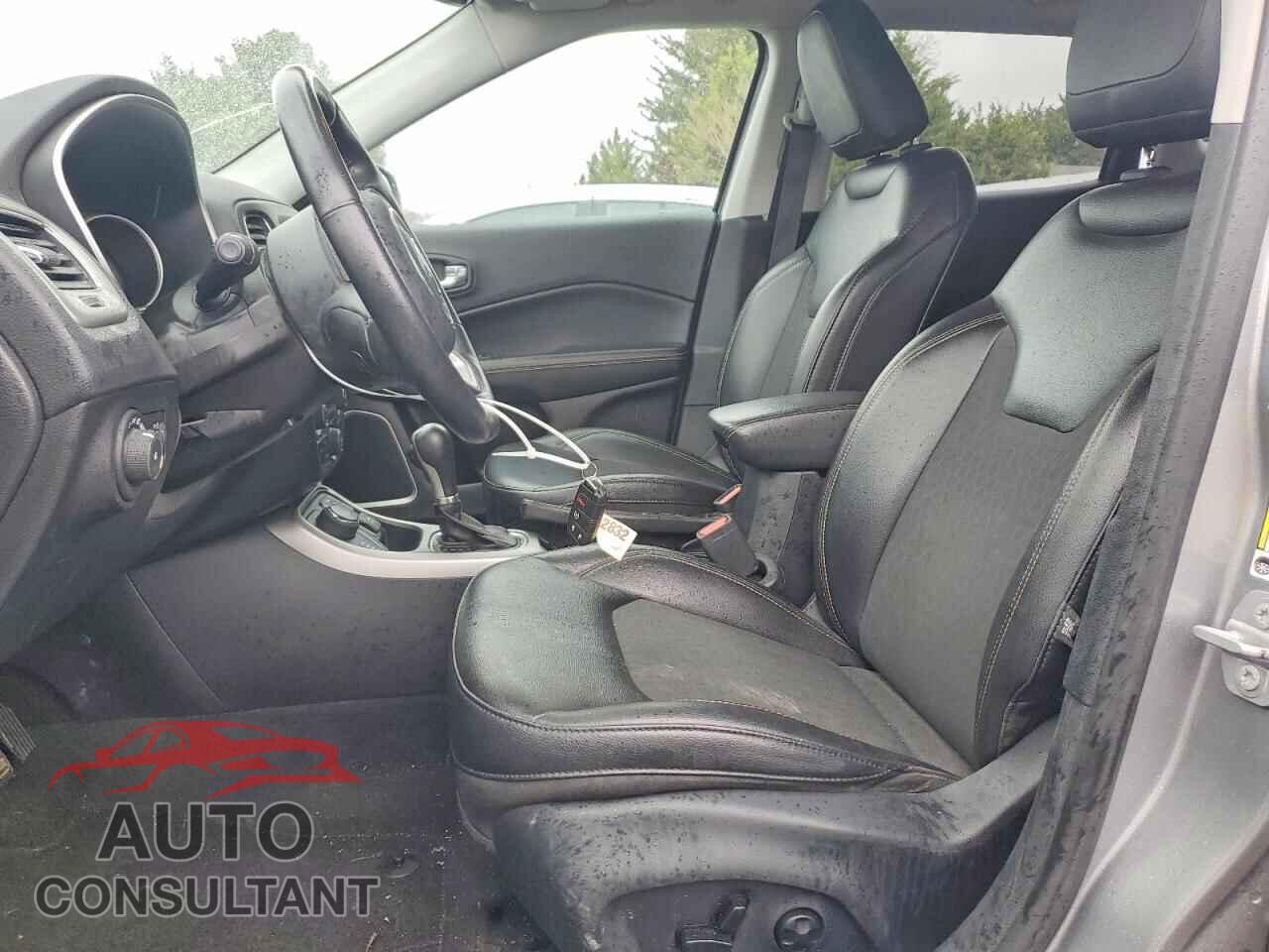 JEEP COMPASS 2019 - 3C4NJDBB4KT695999