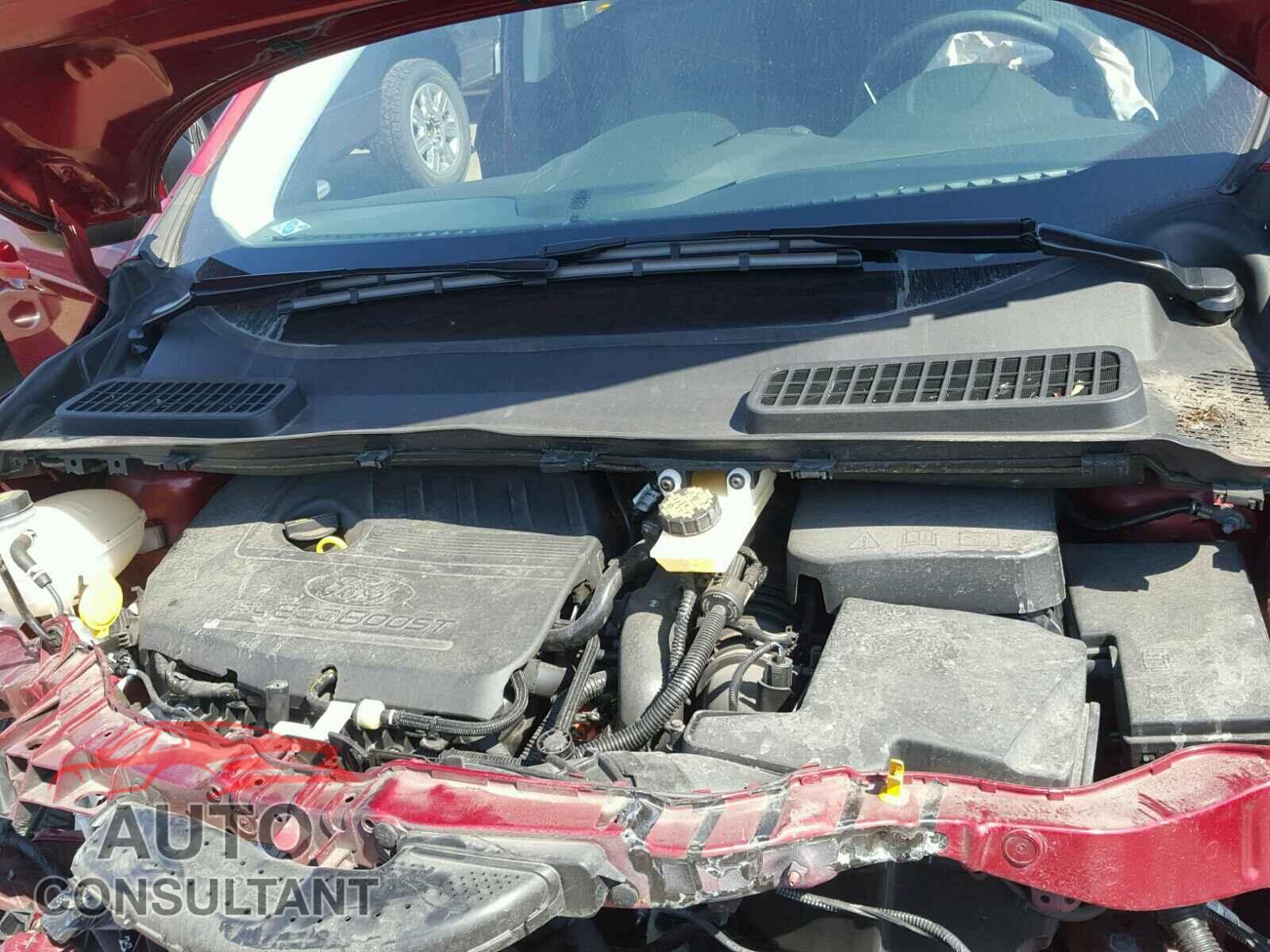 FORD ESCAPE SE 2017 - 1FMCU0GD7HUB28455