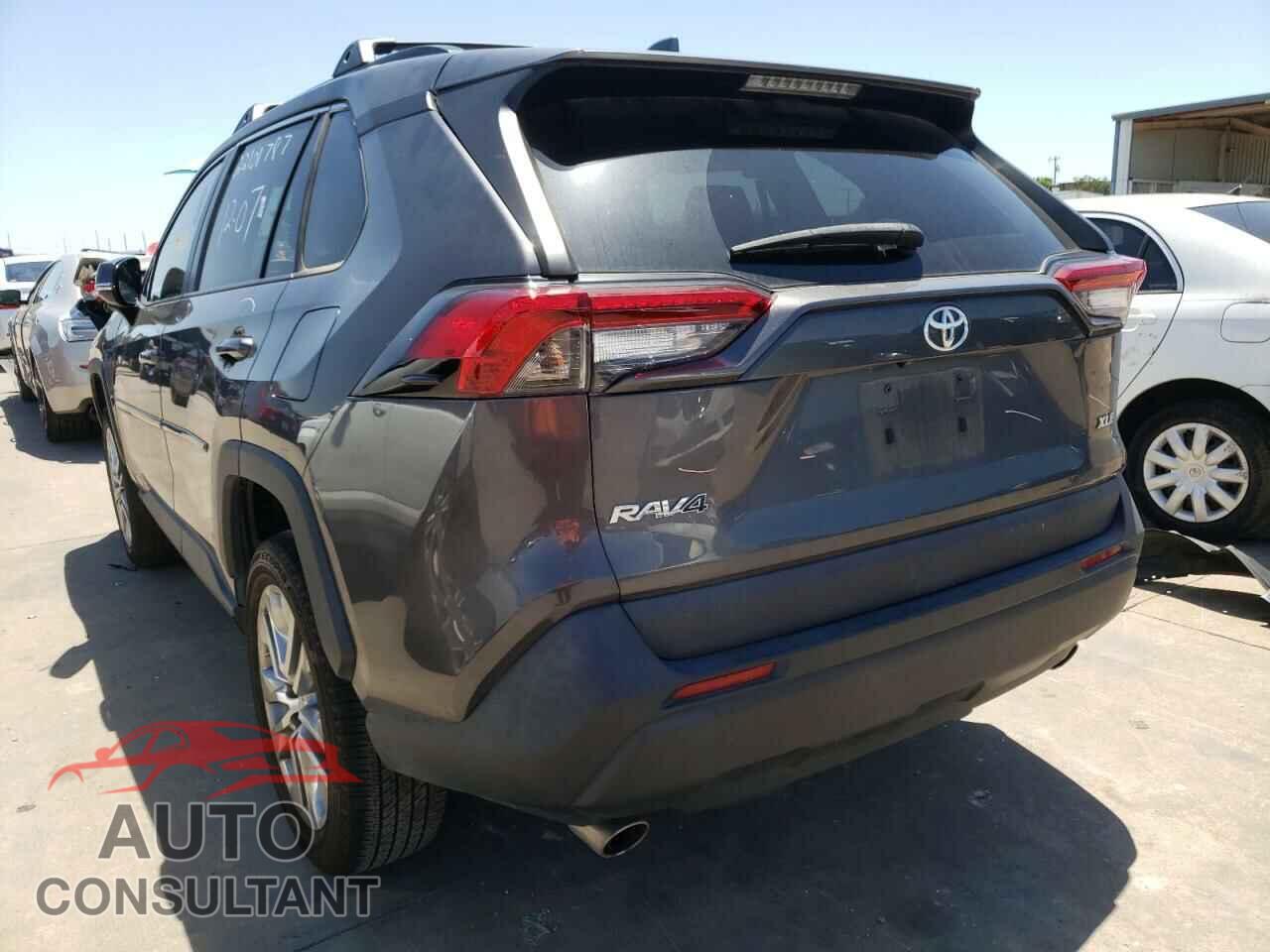 TOYOTA RAV4 2019 - 2T3C1RFV6KW040468