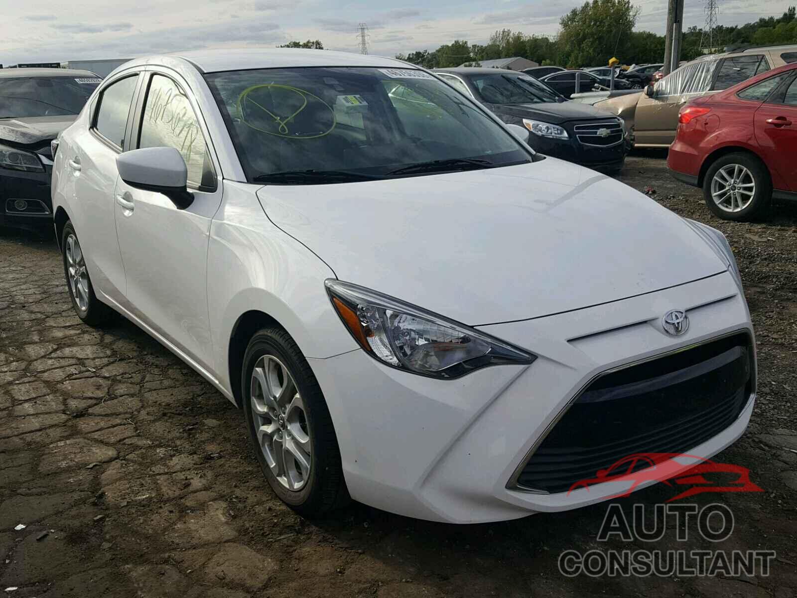 TOYOTA YARIS 2018 - 3MYDLBYV5JY328835