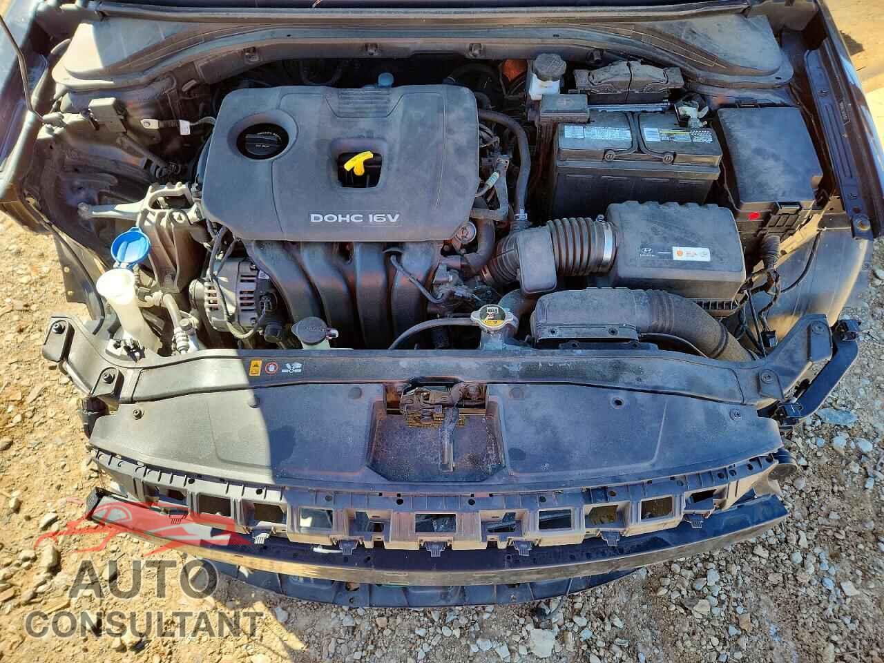 HYUNDAI ELANTRA 2018 - 5NPD84LF3JH303473