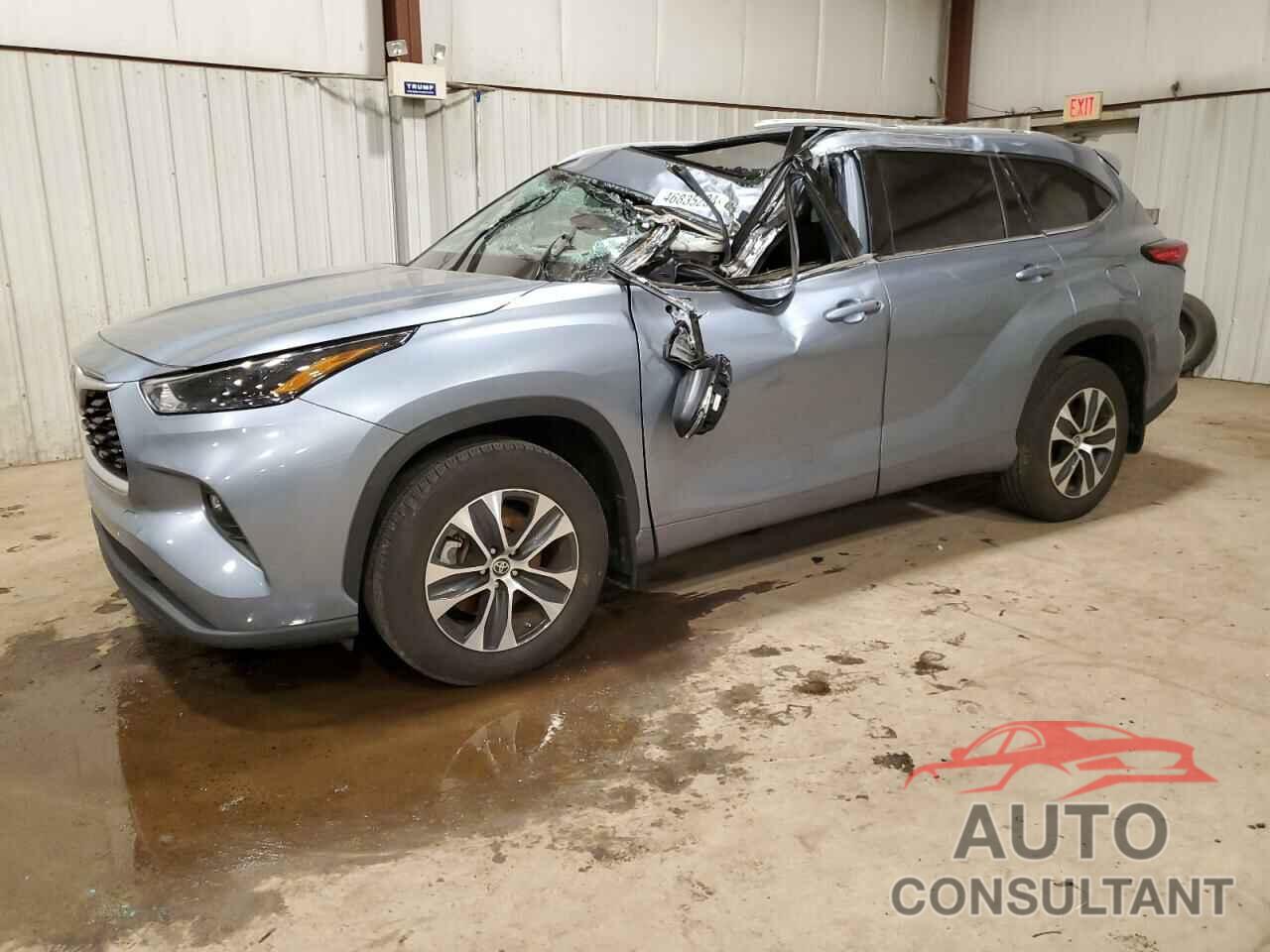 TOYOTA HIGHLANDER 2022 - 5TDGZRBH9NS204568