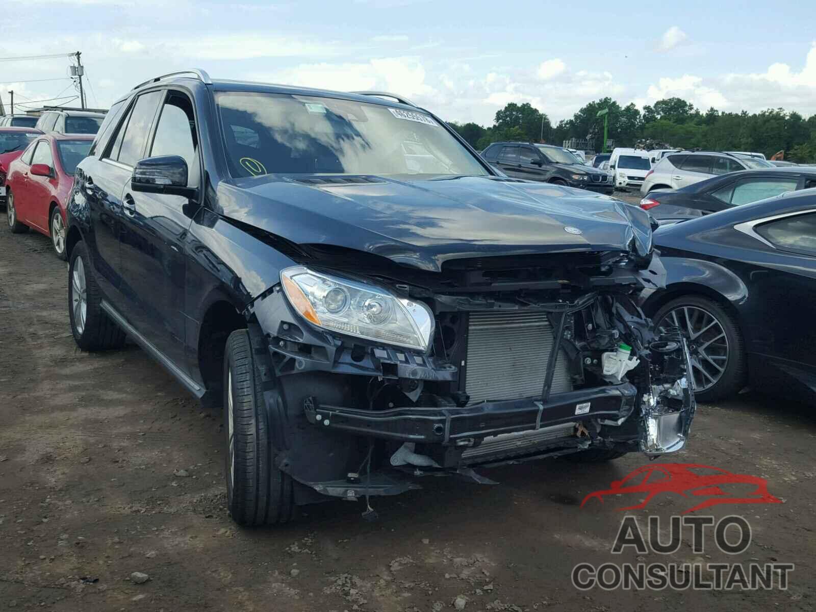 MERCEDES-BENZ ML 350 4MATIC 2015 - 4JGDA5HB2FA581565