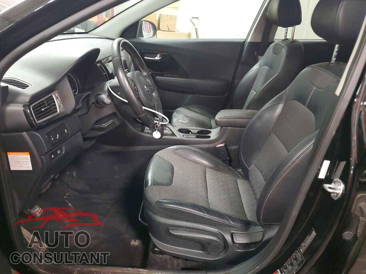 KIA NIRO 2017 - KNDCC3LC8H5068315