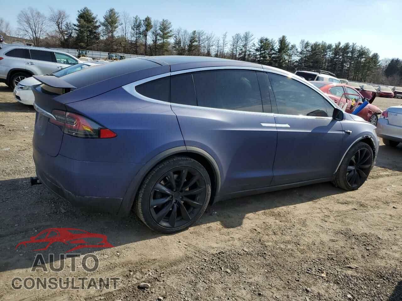TESLA MODEL X 2018 - 5YJXCDE26JF089924