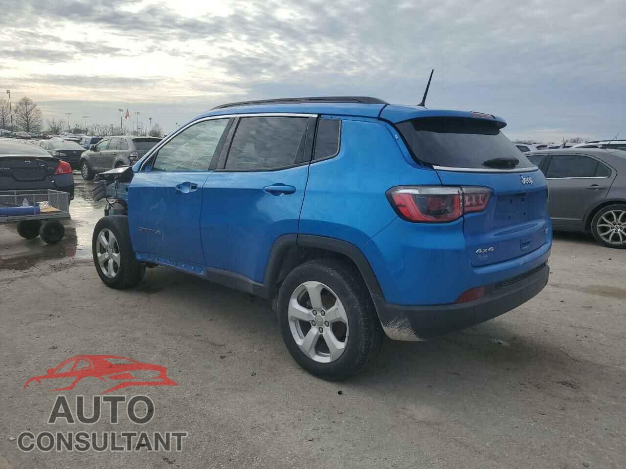 JEEP COMPASS 2018 - 3C4NJDBB0JT403313