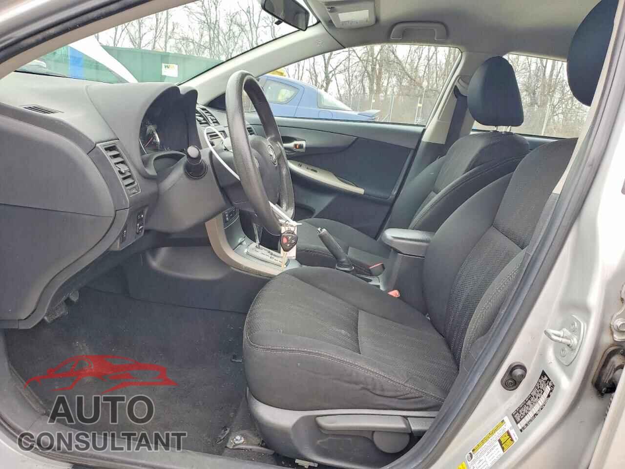 TOYOTA COROLLA 2013 - 2T1BU4EE8DC044249