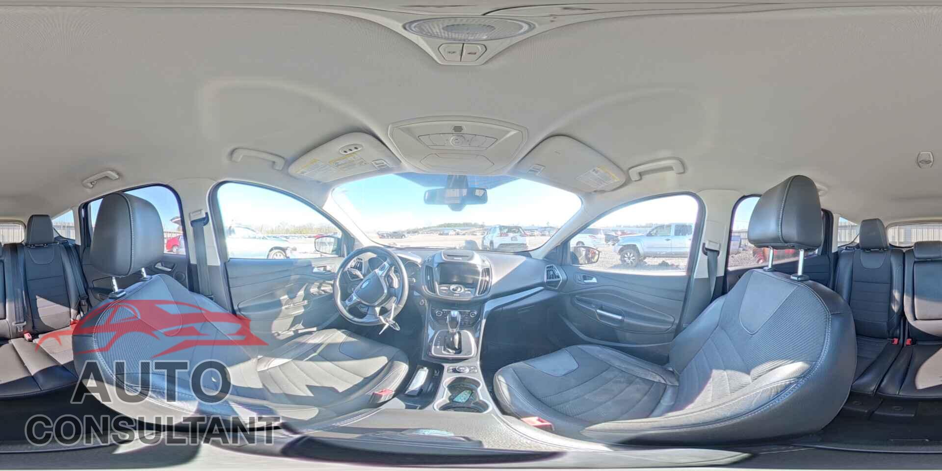 FORD ESCAPE 2013 - 1FMCU0J95DUB32678