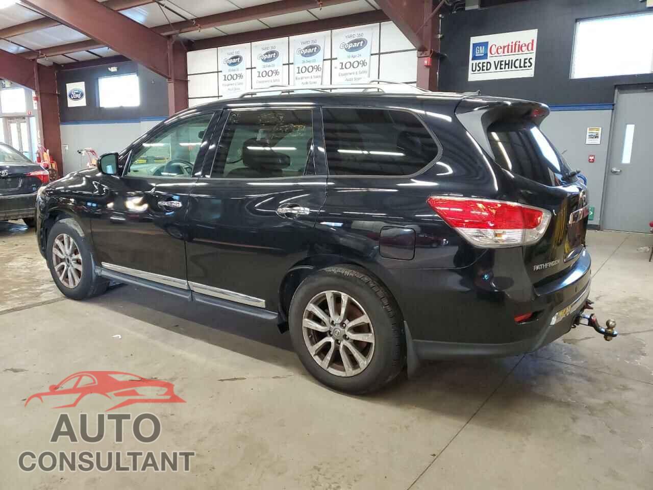 NISSAN PATHFINDER 2013 - 5N1AR2MM6DC611458