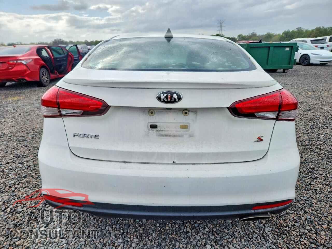 KIA FORTE 2017 - 3KPFL4A71HE025738