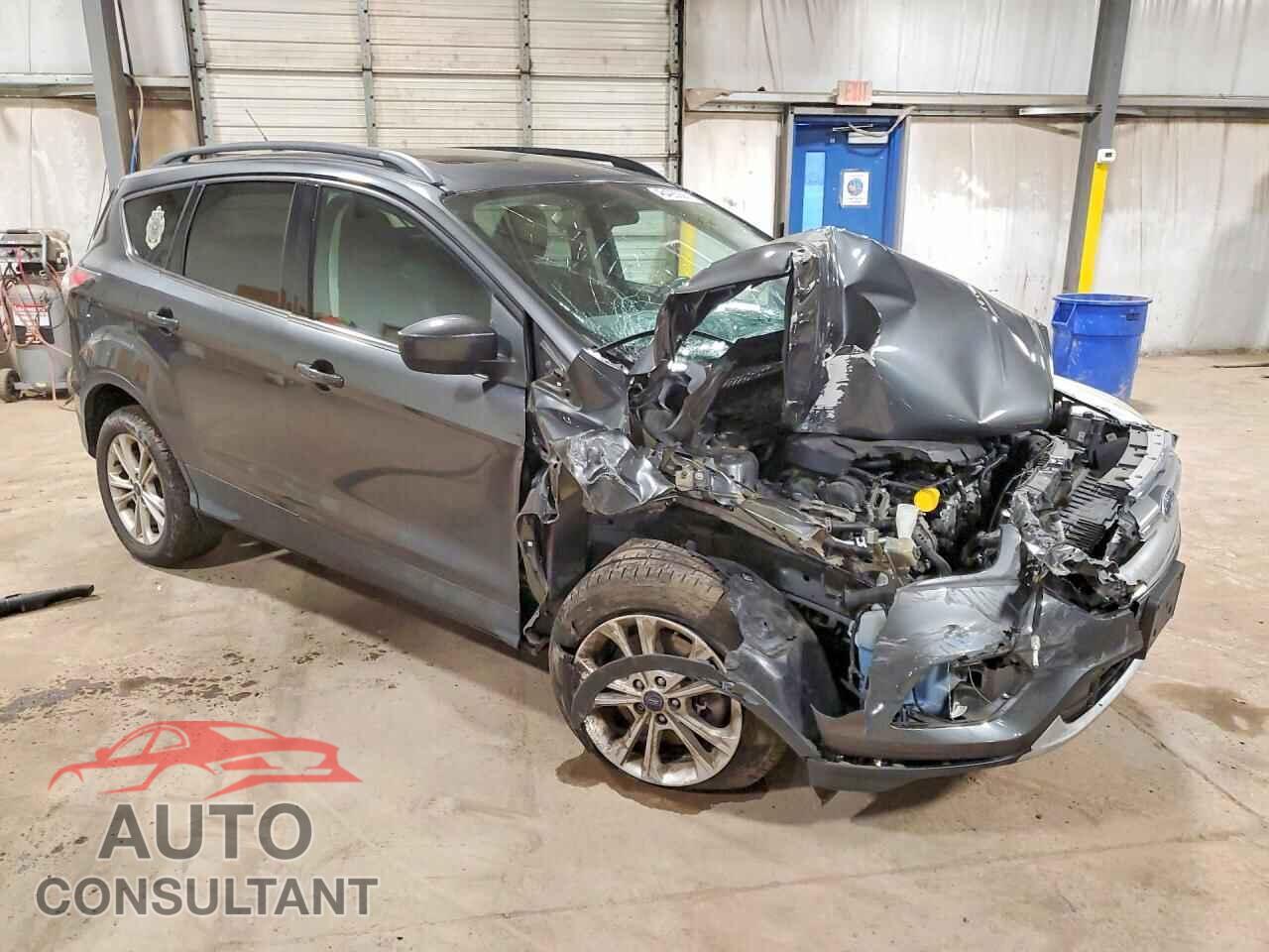 FORD ESCAPE 2017 - 1FMCU9GD2HUB27413