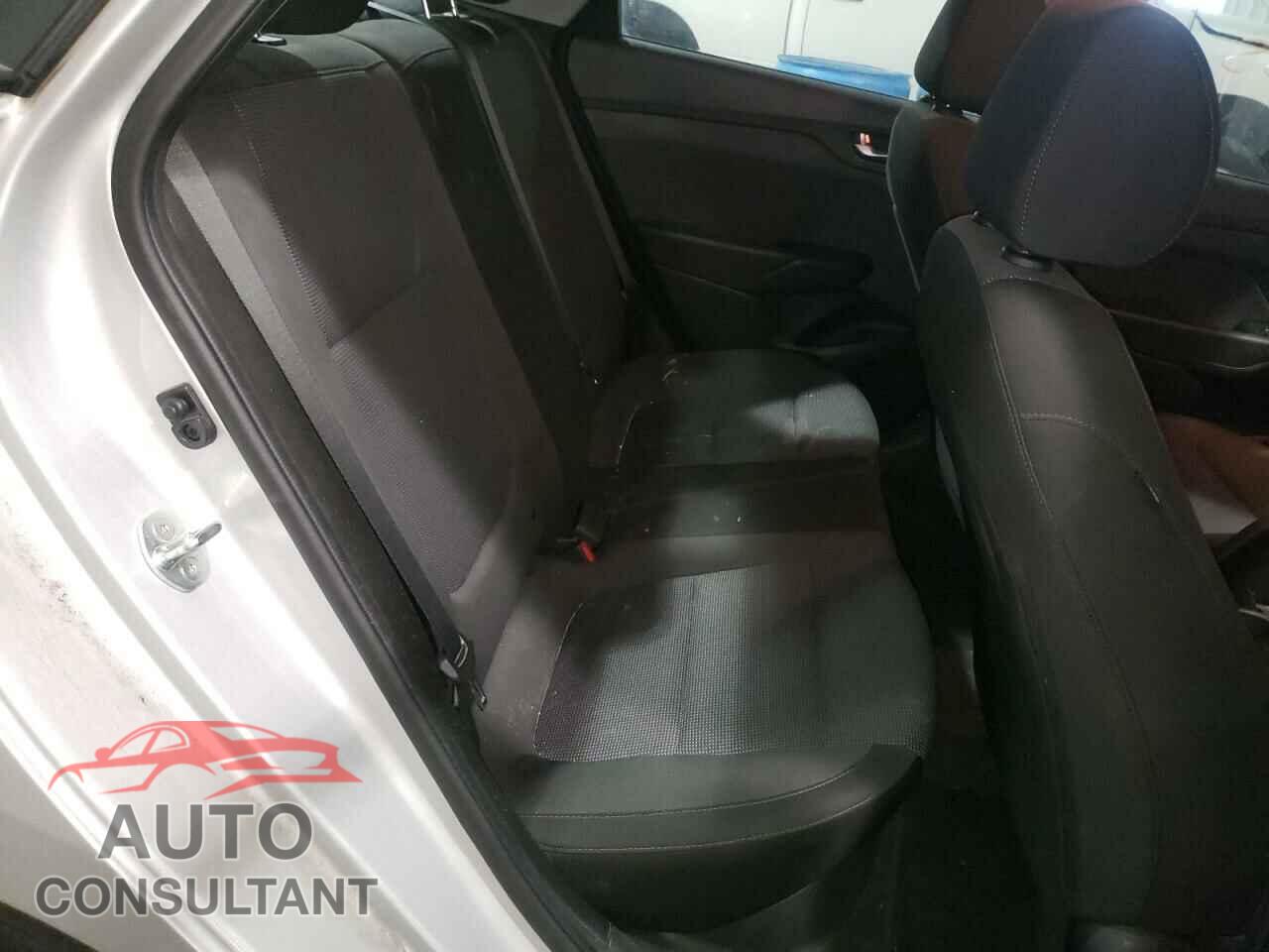 HYUNDAI ACCENT 2020 - 3KPC24A61LE108477