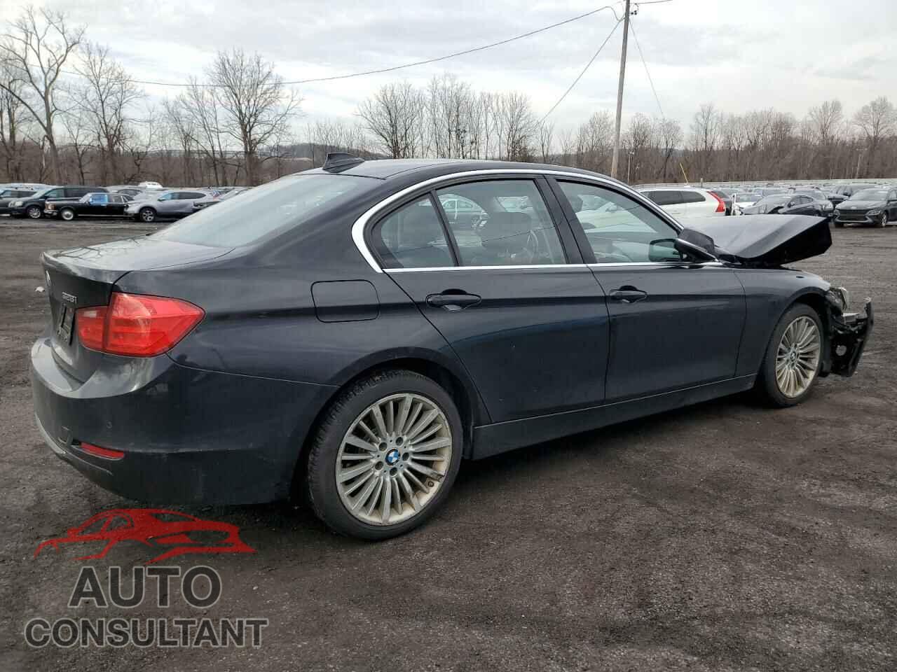 BMW 3 SERIES 2012 - WBA3A5C5XCF340348