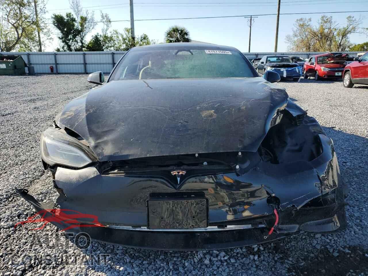 TESLA MODEL S 2024 - 5YJSA1E5XRF538865