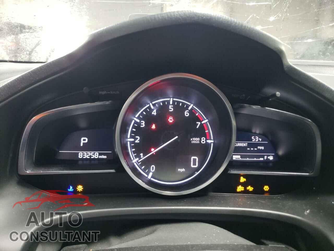 MAZDA 3 2018 - 3MZBN1W30JM186622