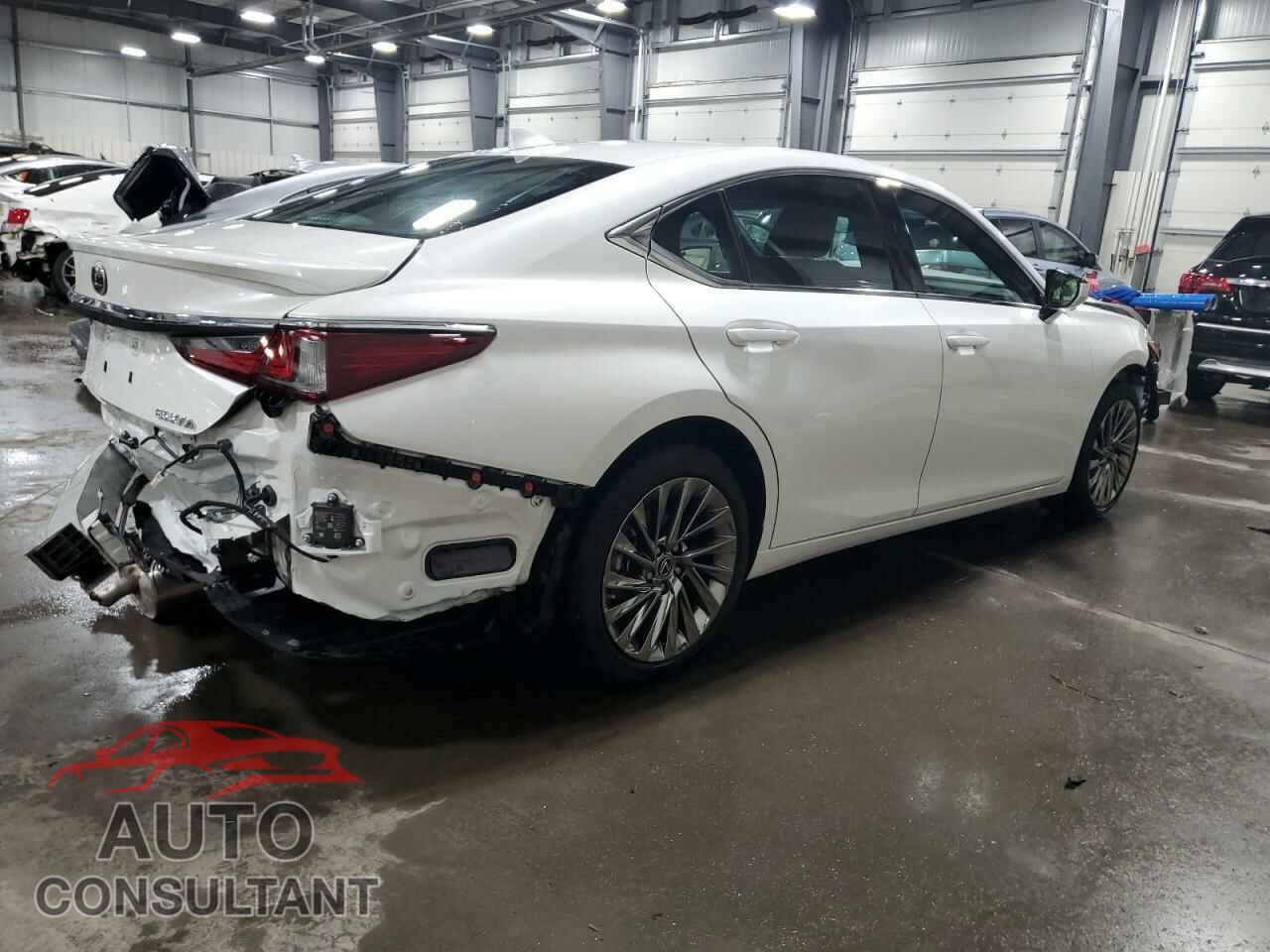 LEXUS ES300 2025 - 58AFA1C11SU057633