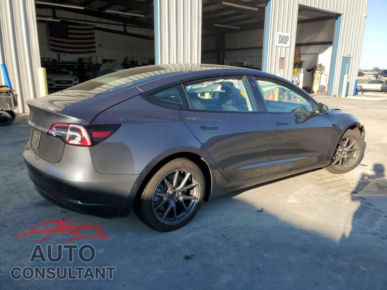 TESLA MODEL 3 2022 - 5YJ3E1EA8NF301260