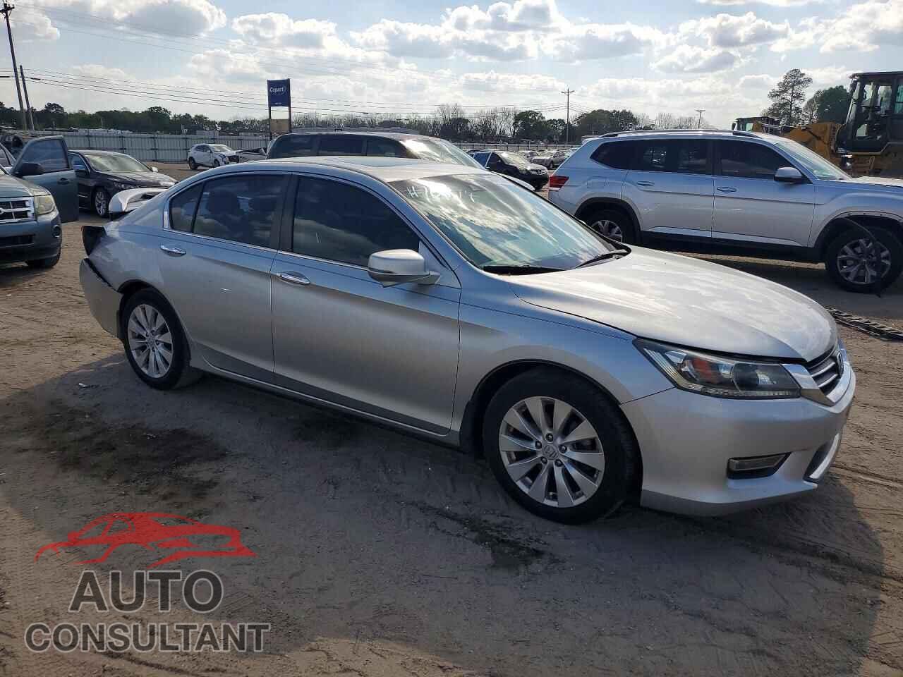 HONDA ACCORD 4D 2013 - 1HGCR2F85DA056268