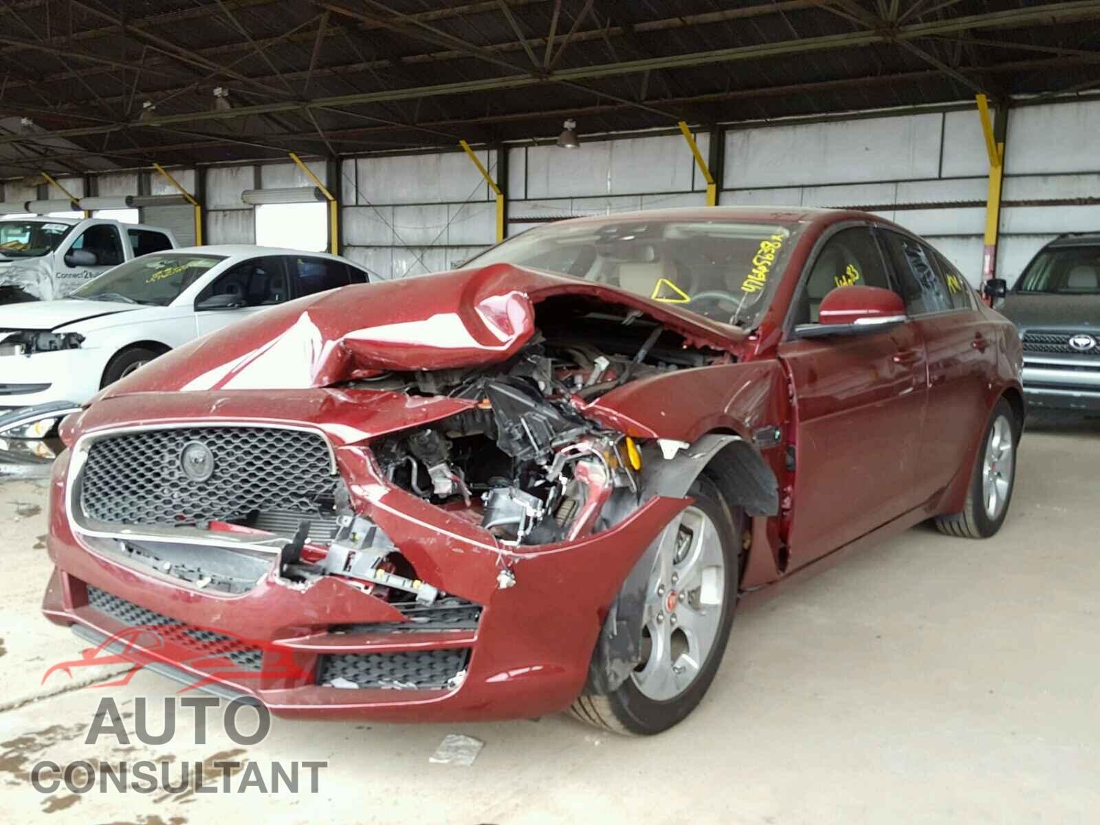 JAGUAR XE 2017 - SAJAR4BG4HA972767