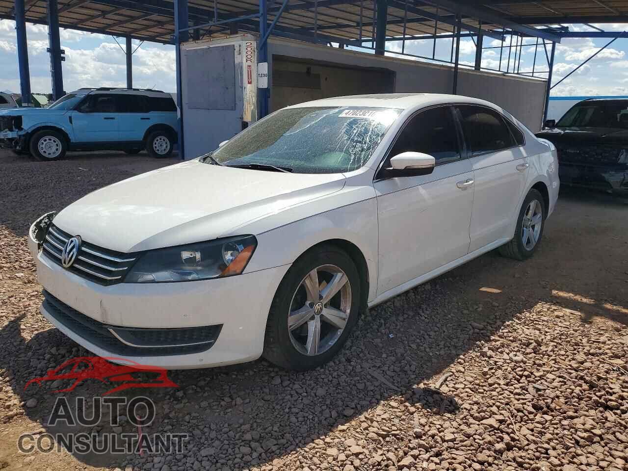 VOLKSWAGEN PASSAT 2013 - 1VWBP7A38DC083720