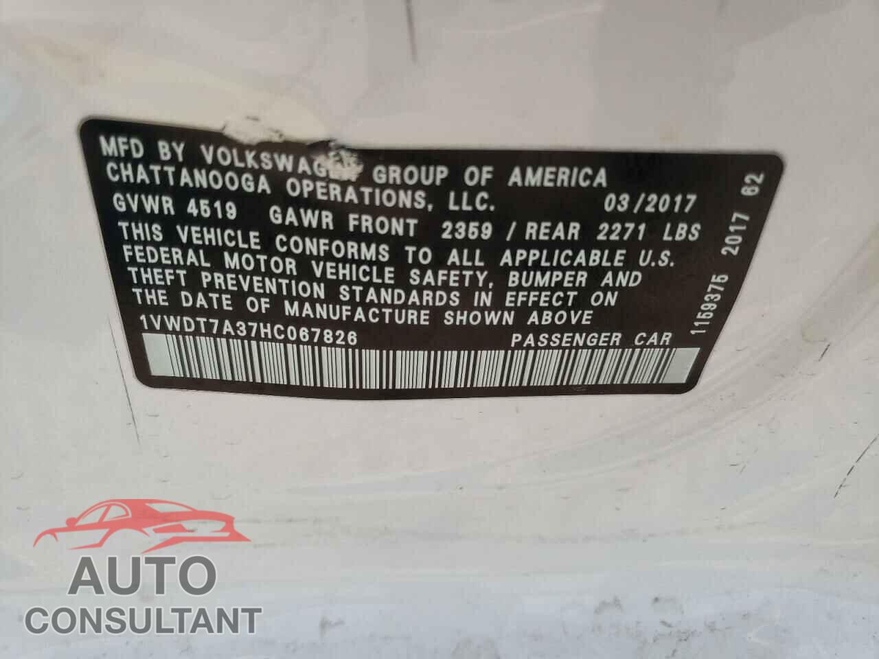 VOLKSWAGEN PASSAT 2017 - 1VWDT7A37HC067826