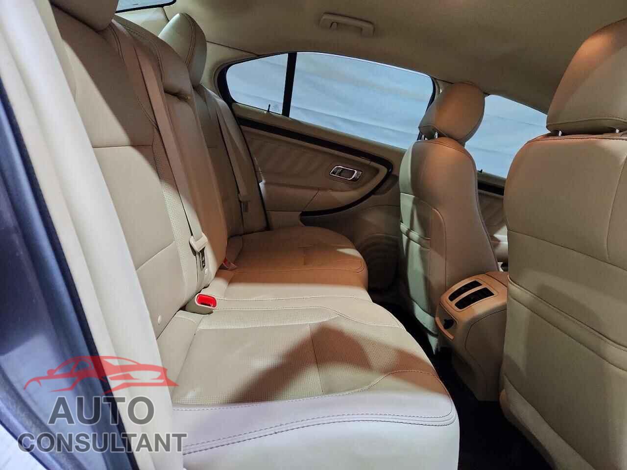 FORD TAURUS 2014 - 1FAHP2F80EG109442